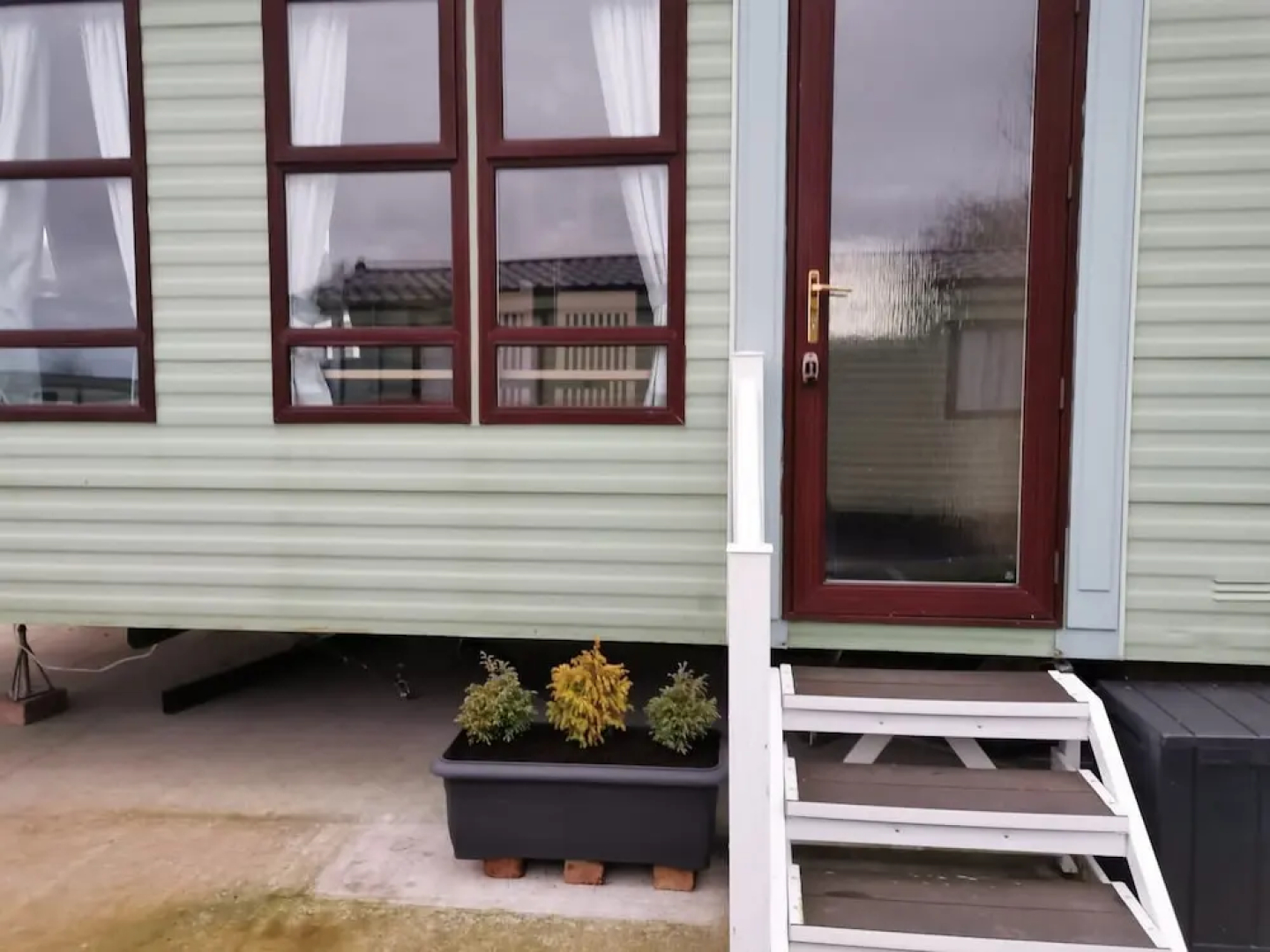 Lovely Static Holiday Caravan Near Whithorn