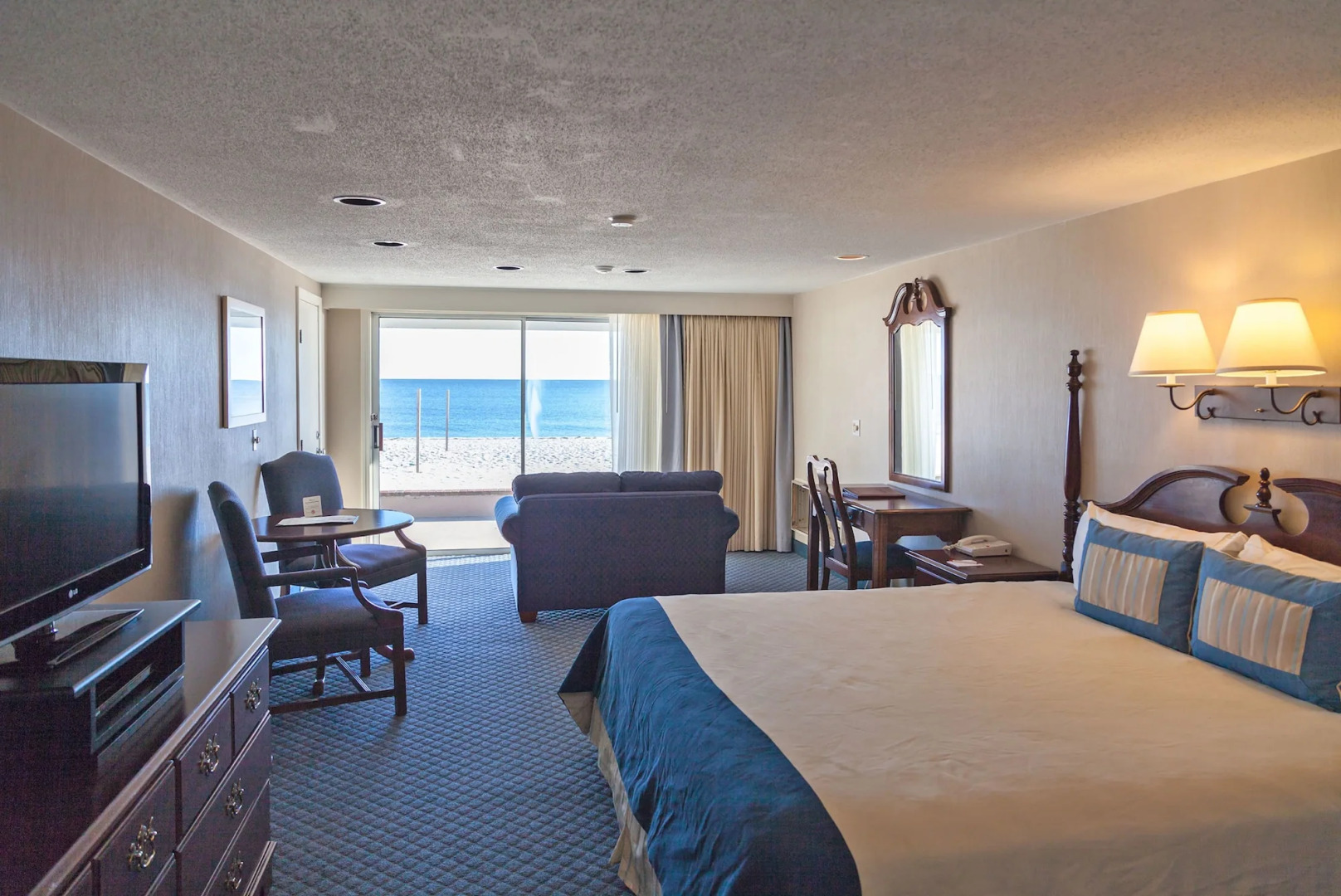 Riviera Beach Resort