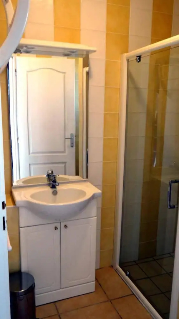 Alaguyauder La Chambre