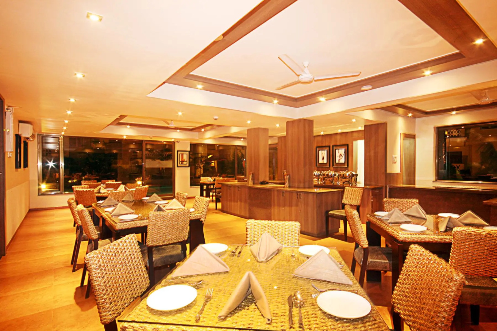 Sandalwood Hotel & Retreat