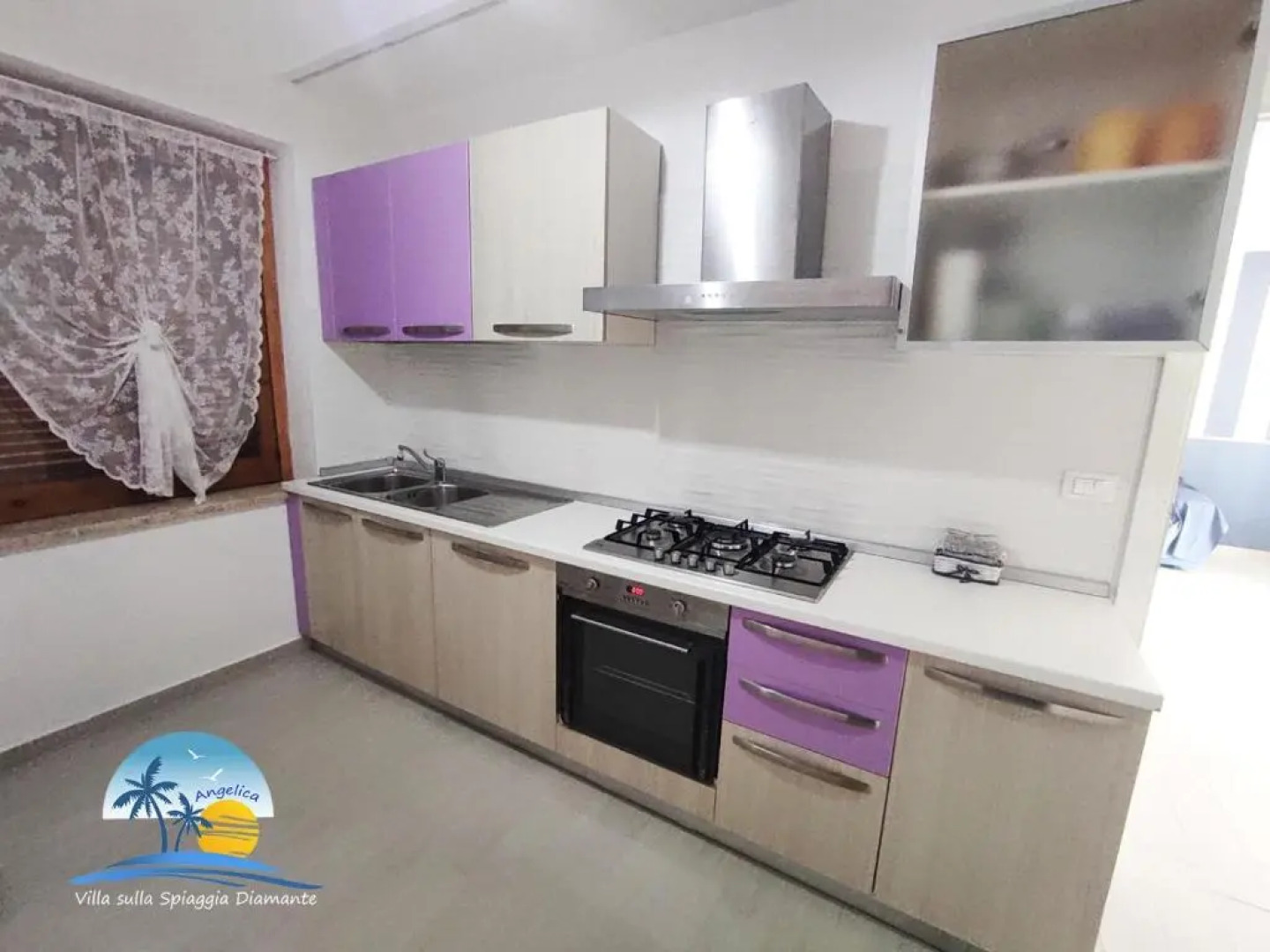 Villa sulla Spiaggia Diamante