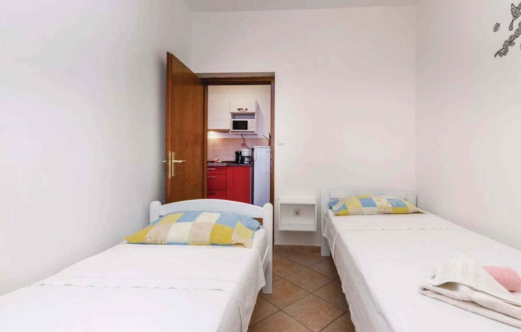 Amazing Home in Jadranovo With Wifi and 2 Bedrooms