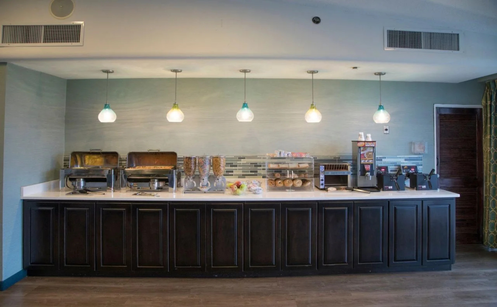 Treasure Island Hotel and Marina