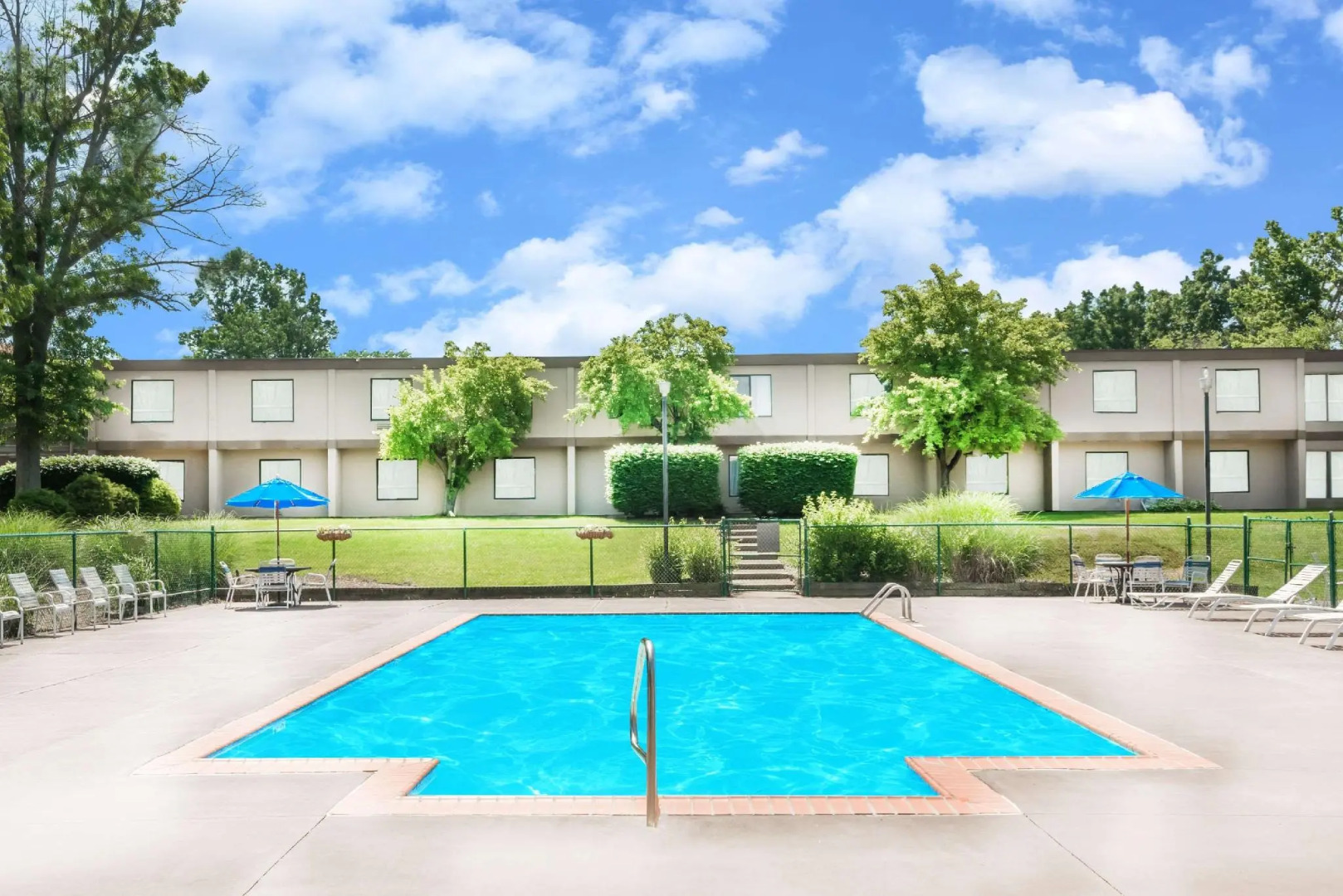 Ramada Conference Center Of Lexington