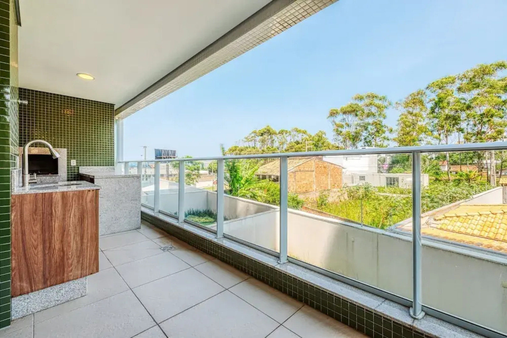 Modern Apt With Balcony 150m From the sea Abc0202