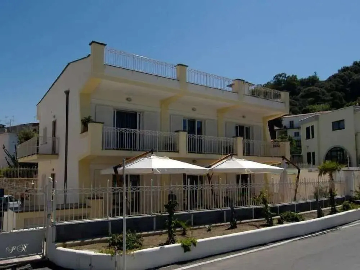 Suites Venustas Park