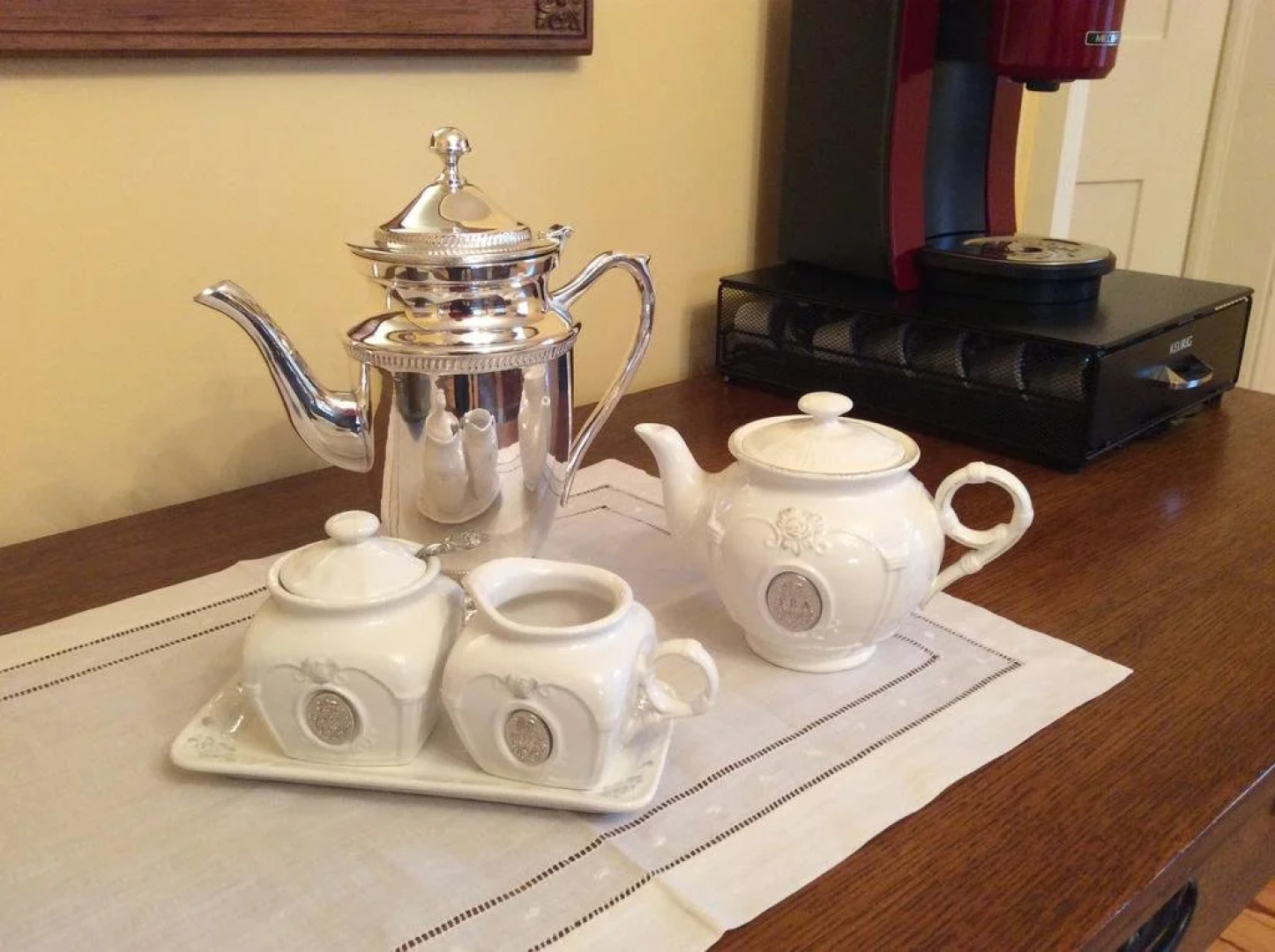 Scarlet Tunic Bed and Breakfast