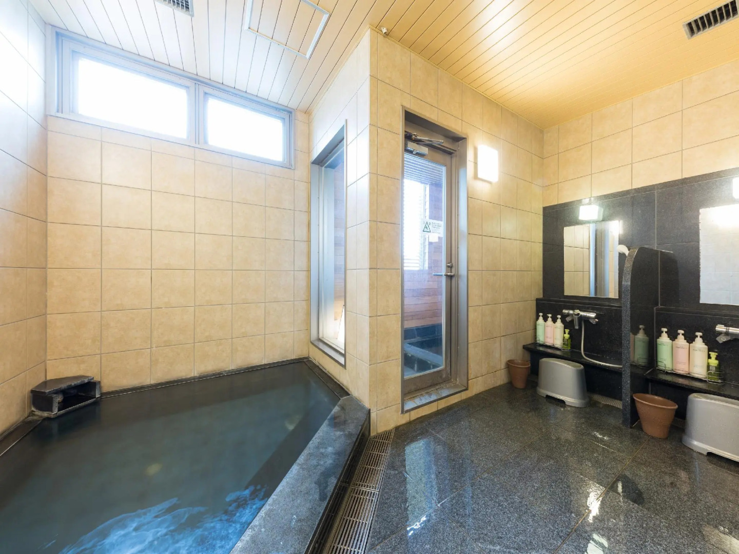 APA Hotel Niigata Tsubamesanjo Ekimae