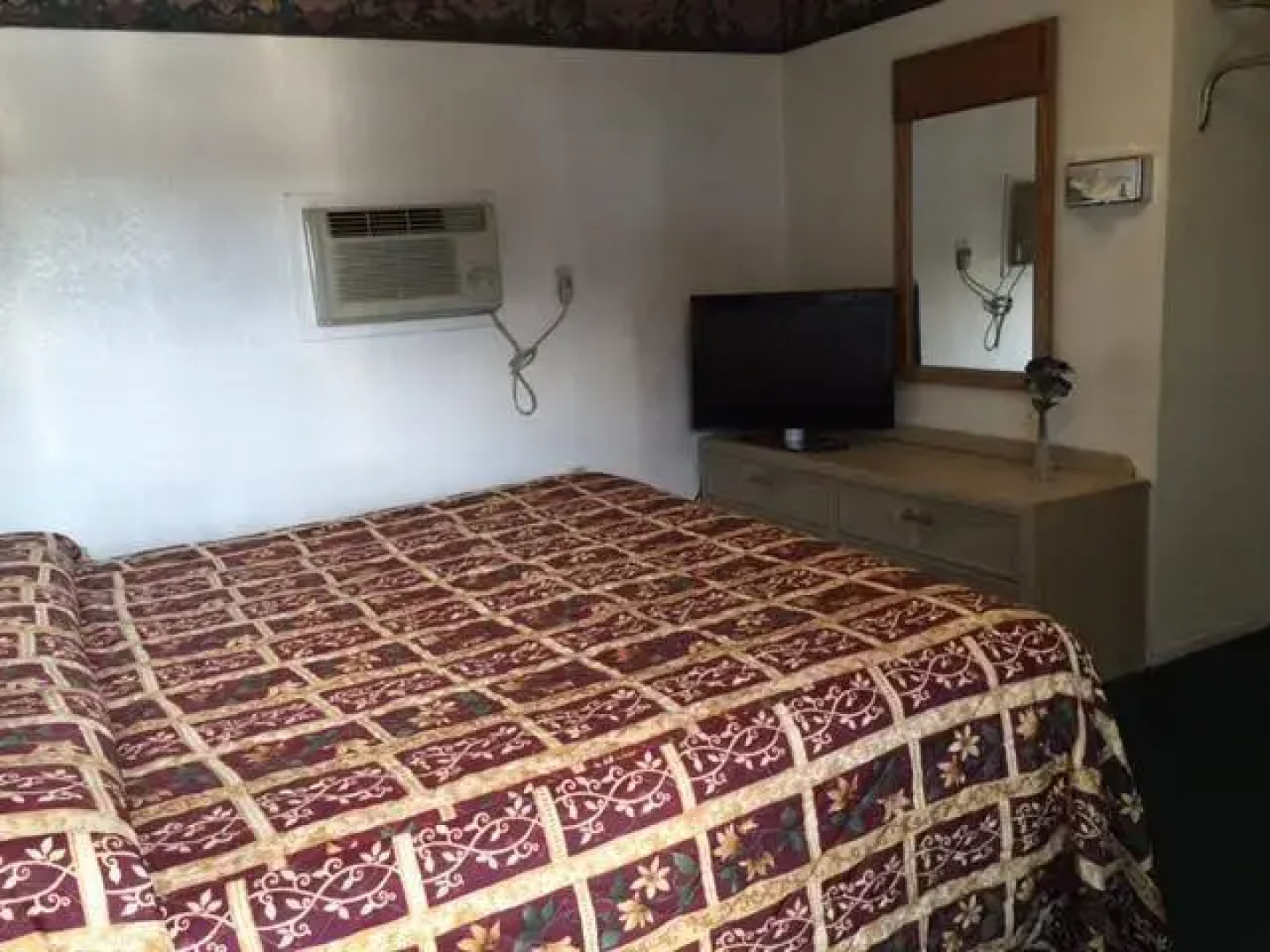 Sundown Inn