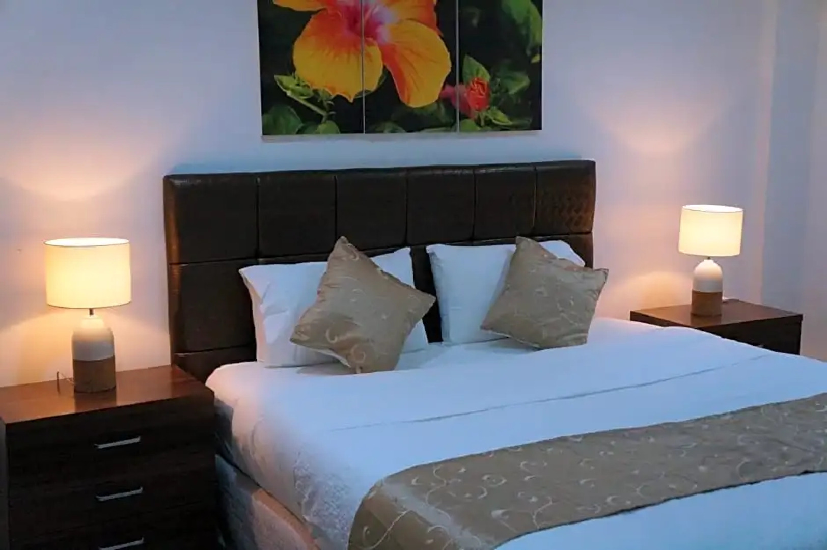 Summerhayes Lodge Room1