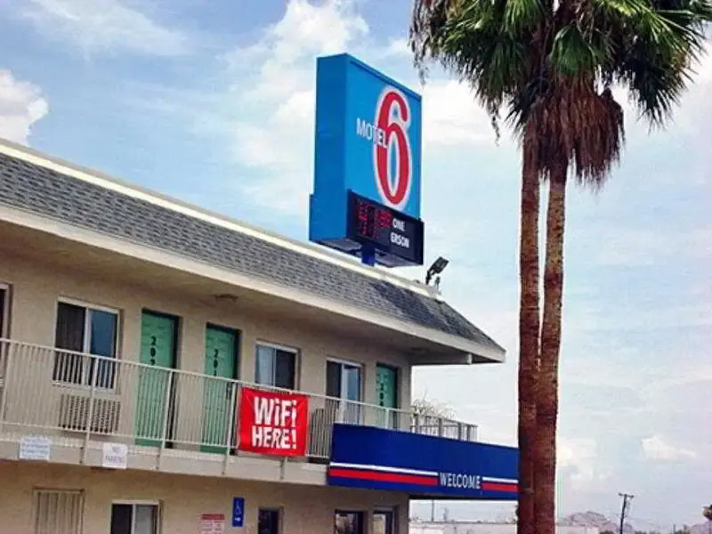 Motel 6 Phoenix Airport