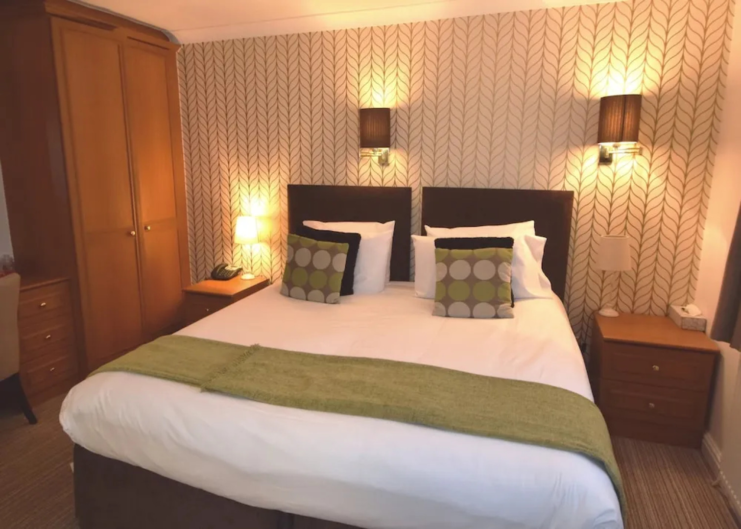 The Riverhill Hotel  Restaurant