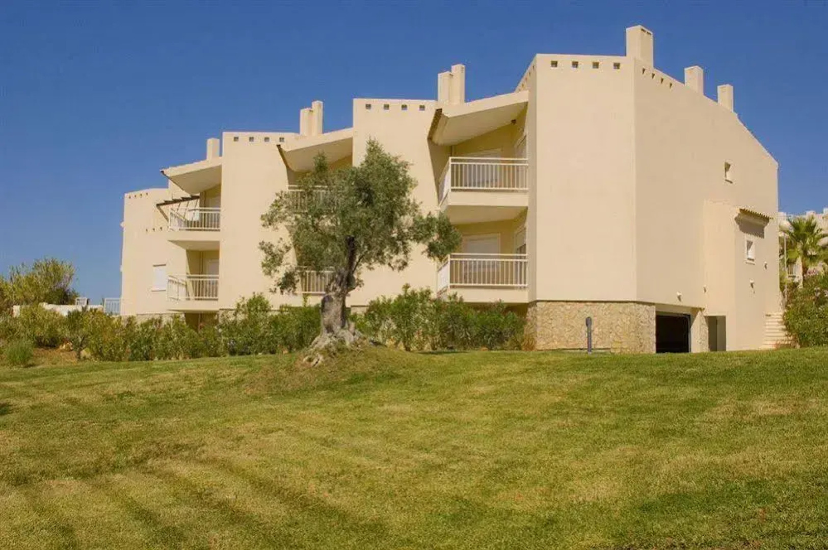 Quinta Polaris II by Garvetur