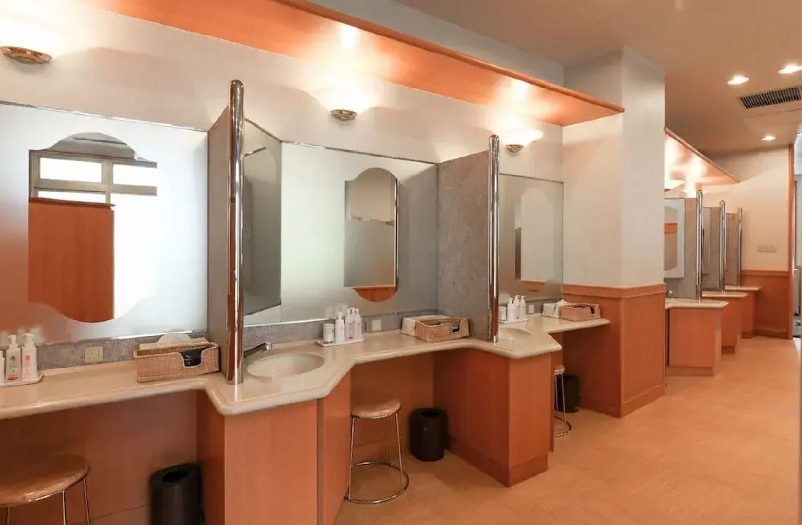 Ikoi no Mura Noto Hanto