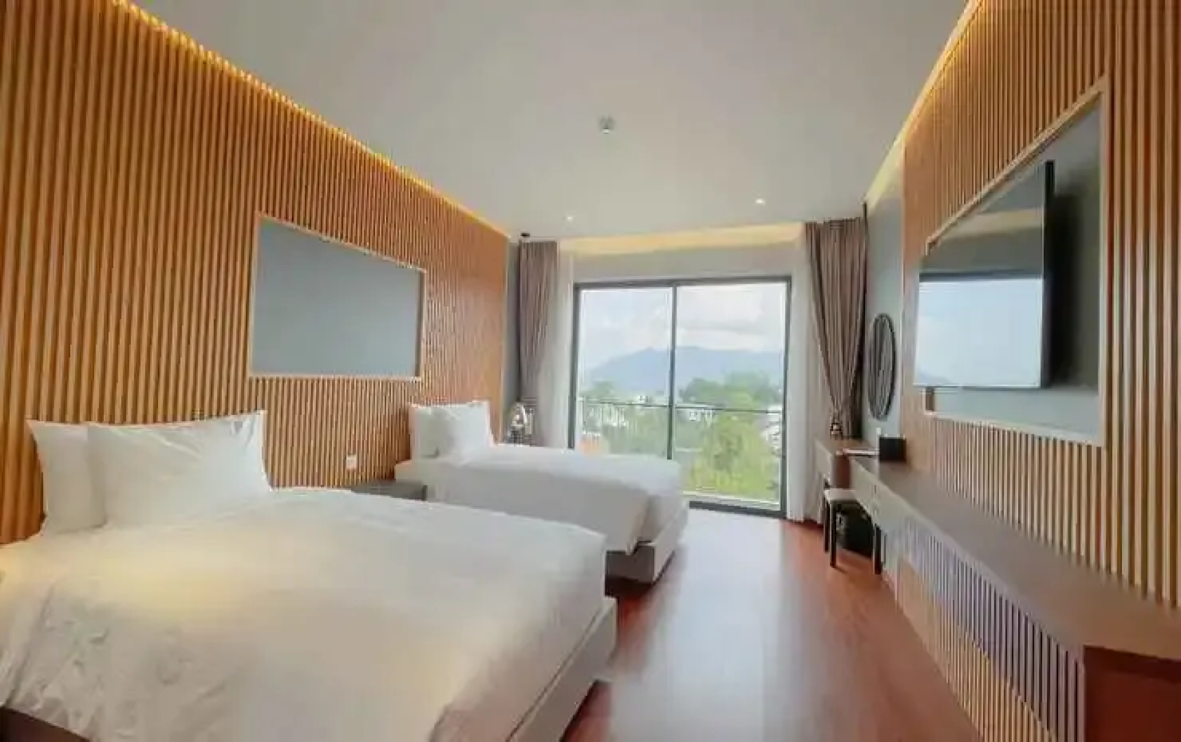 Sunflower Hotel & Resort
