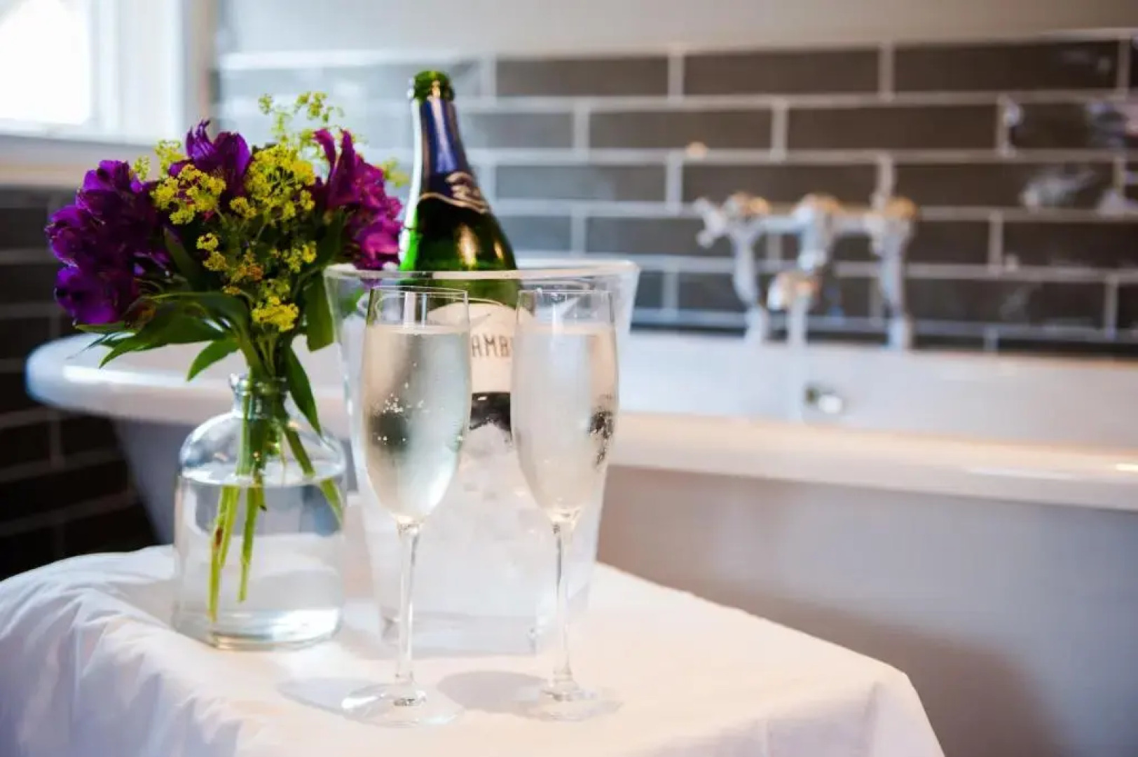 The White Hart, Overton