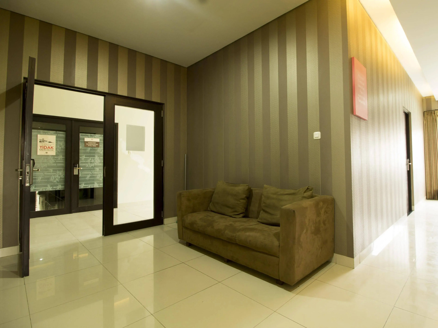 RedDoorz @ Ciumbeleuit