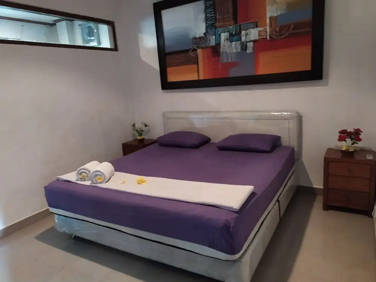 24/7 Bed & Breakfast