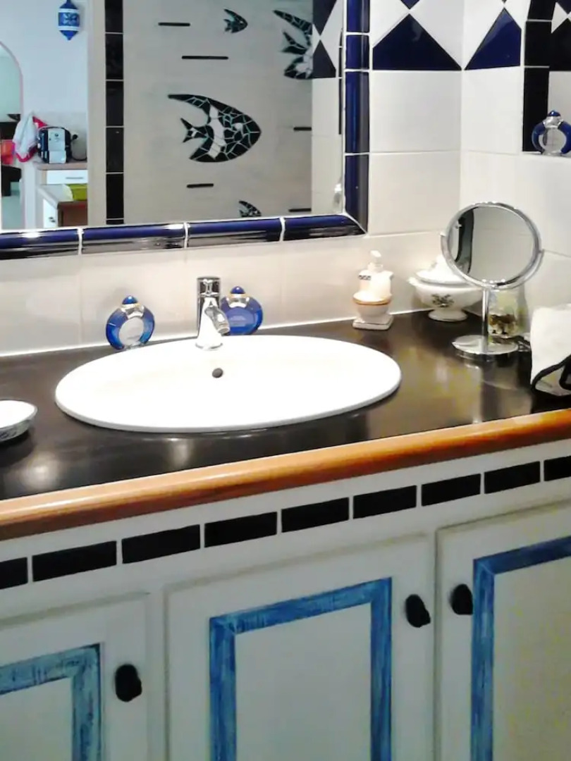 House With one Bedroom in Aubagne, With Pool Access and Enclosed Garde