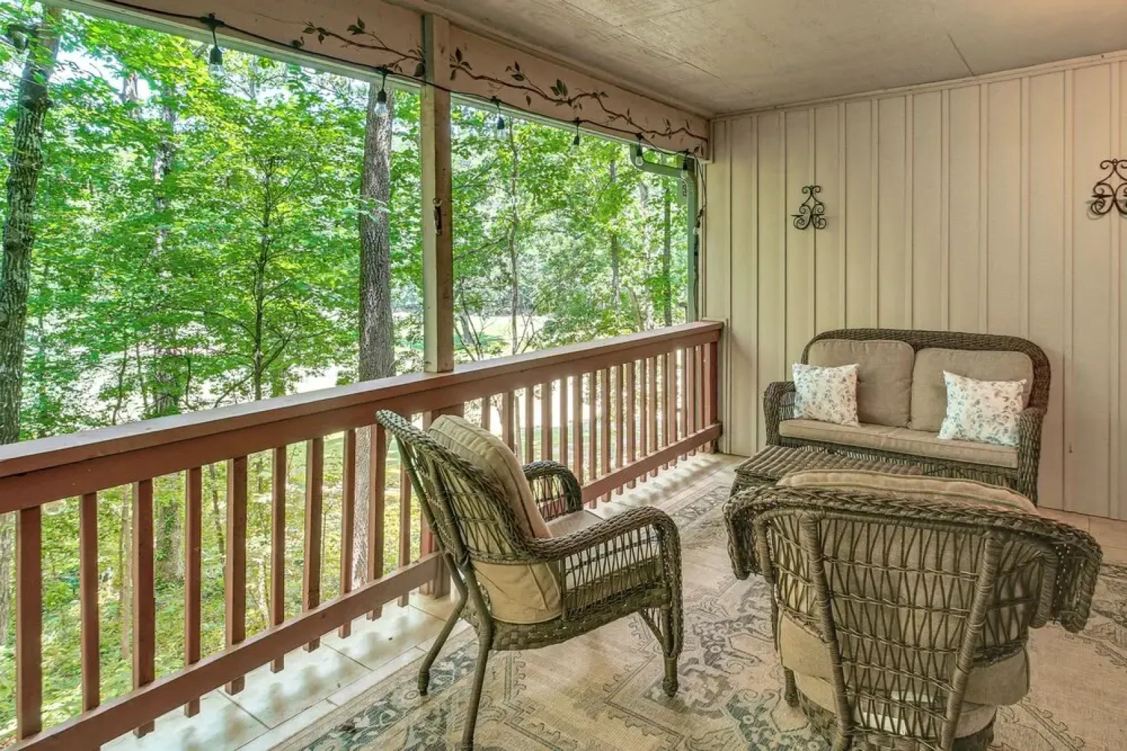 Golf Getaway w/ 9 Courses + Walk to Lake Desoto