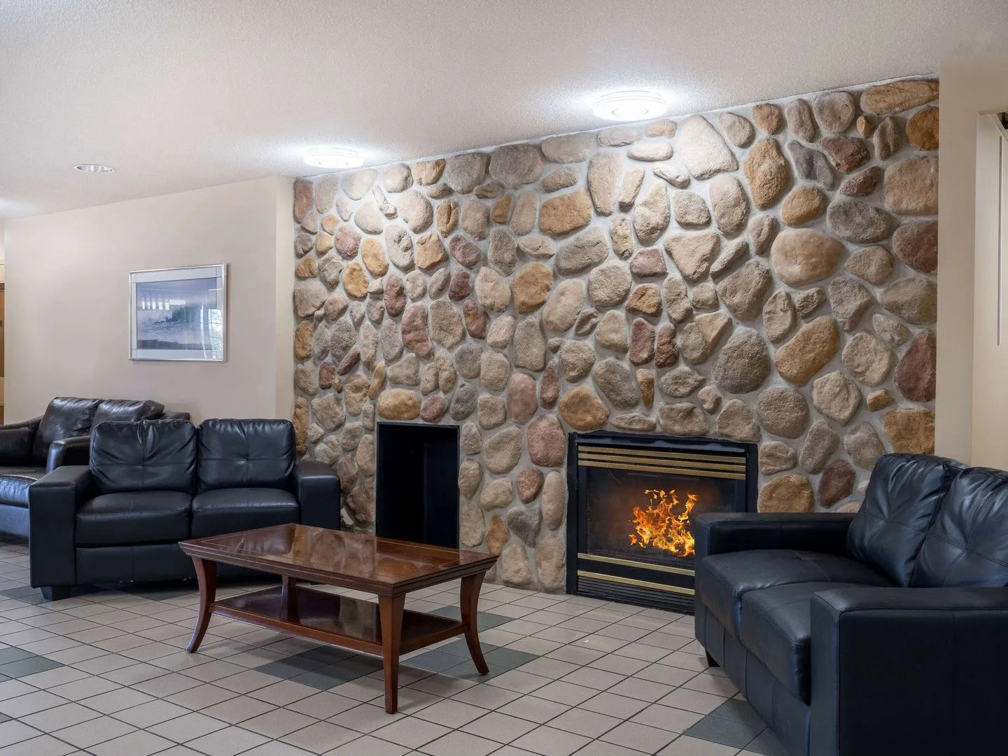 Travelodge by Wyndham Lacombe