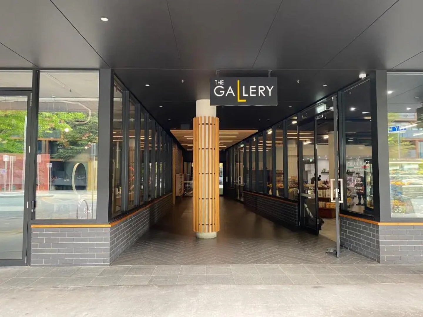 The Gallery Luxe 1 BR Executive Apartment in the heart of Braddon Wine Secure Parking WiFi