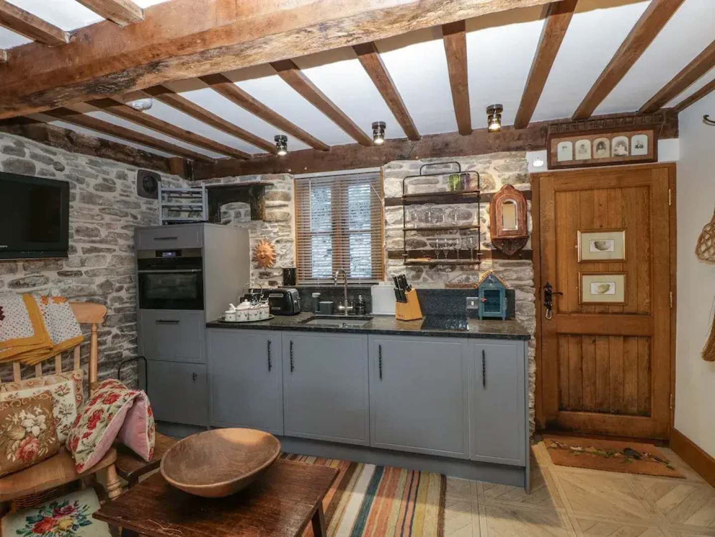 Hoarders Cottage