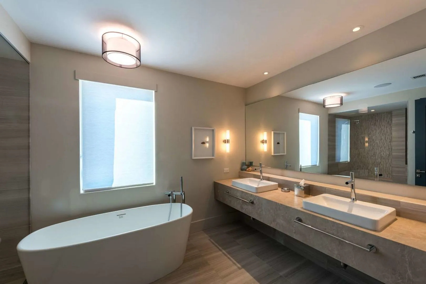 The Loren at Pink Beach