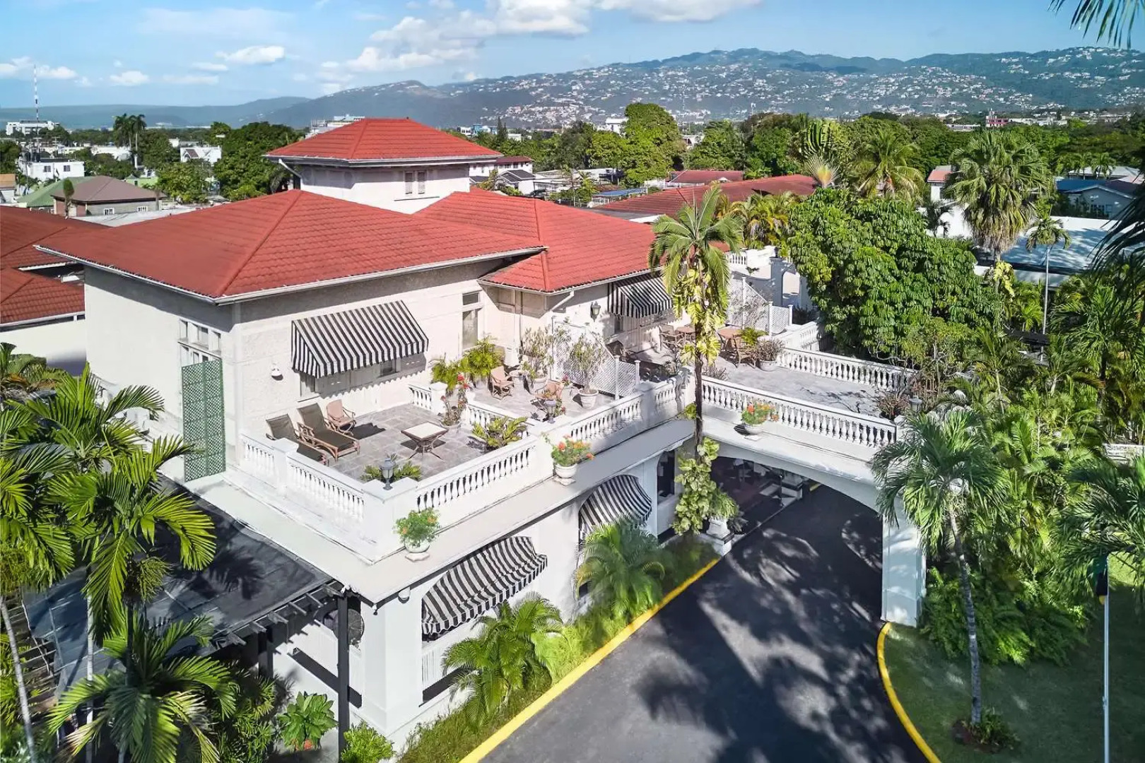 Terra Nova, BW Premier Collection