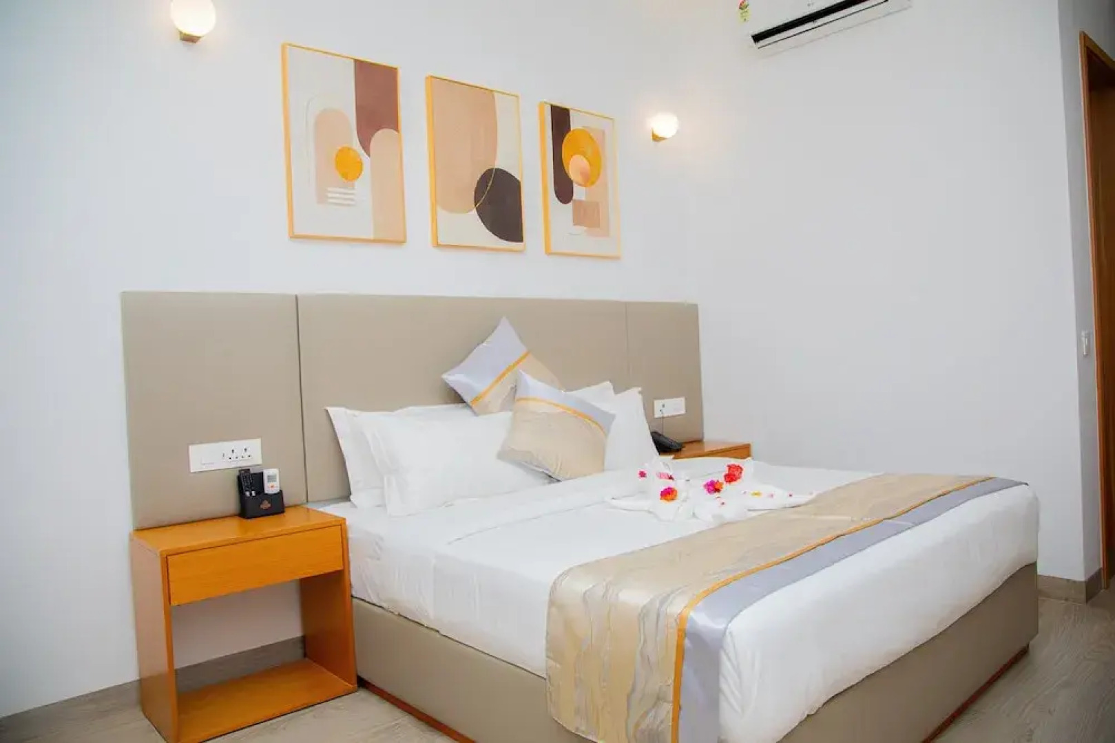 Cloud9 Hotel