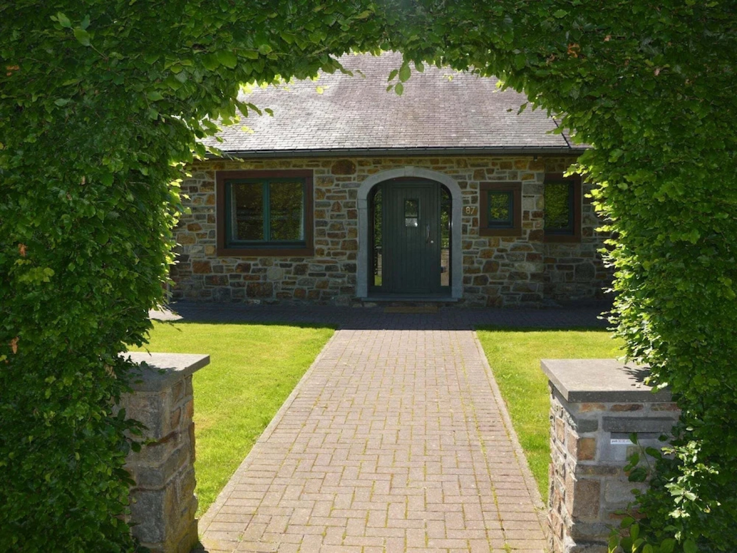 Charming Holiday Home in Robertville with Steambath