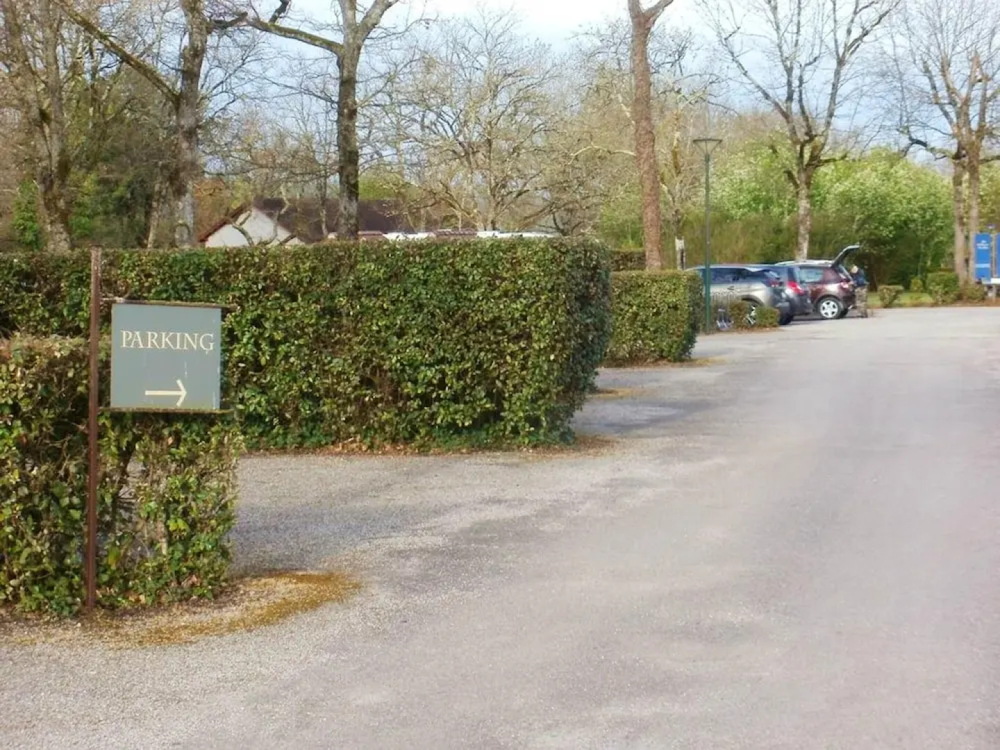 Apartment With 2 Bedrooms in Monflanquin, With Wonderful Lake View, Shared Pool, Furnished Garden