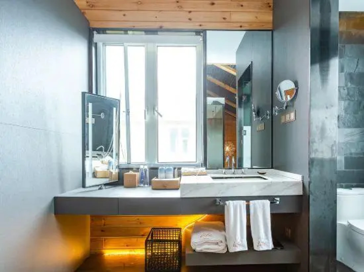 Howard Johnson Life Parkview Yuqing