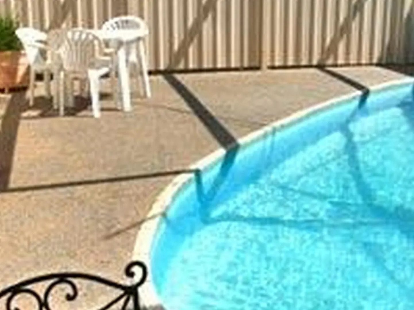 Welcome Home Motel and Apartments