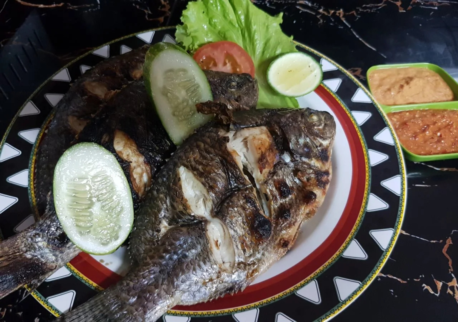 Zoe's Paradise Waterfront Hotel