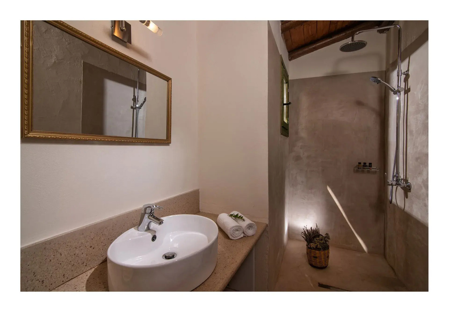 Enagron Cretan Ecotourism Village