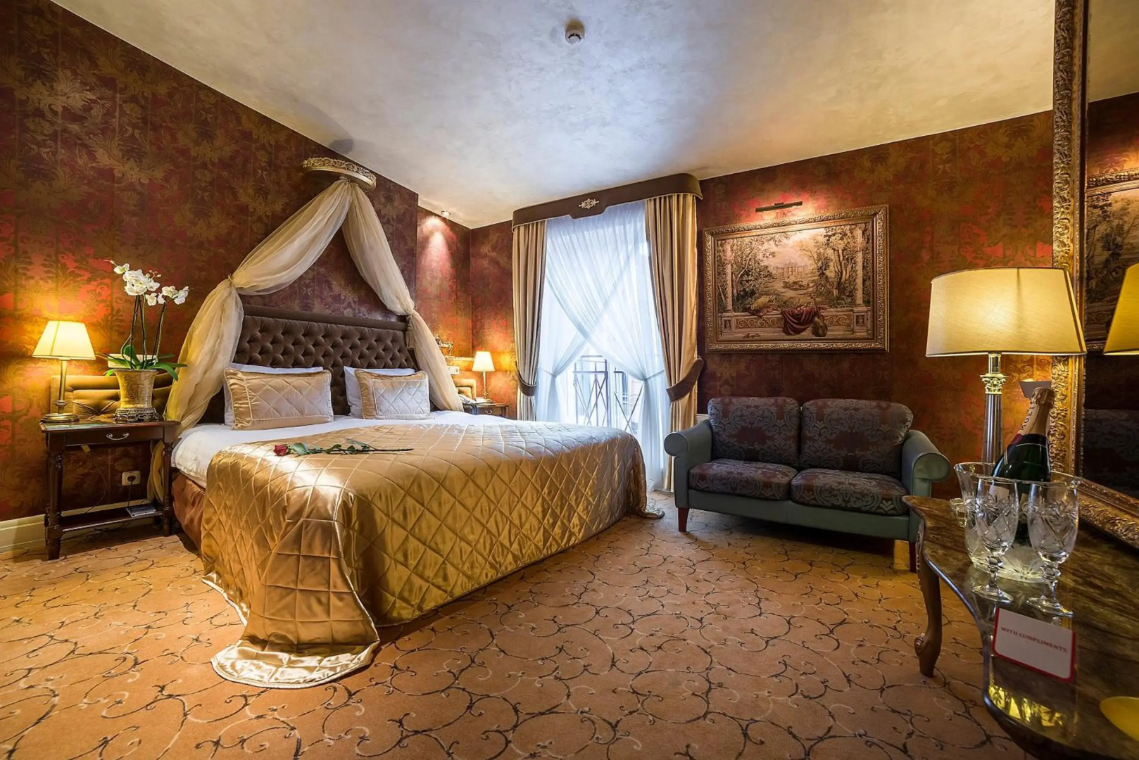 Отель и ресторан IMPERIAL (бывший Ramada)