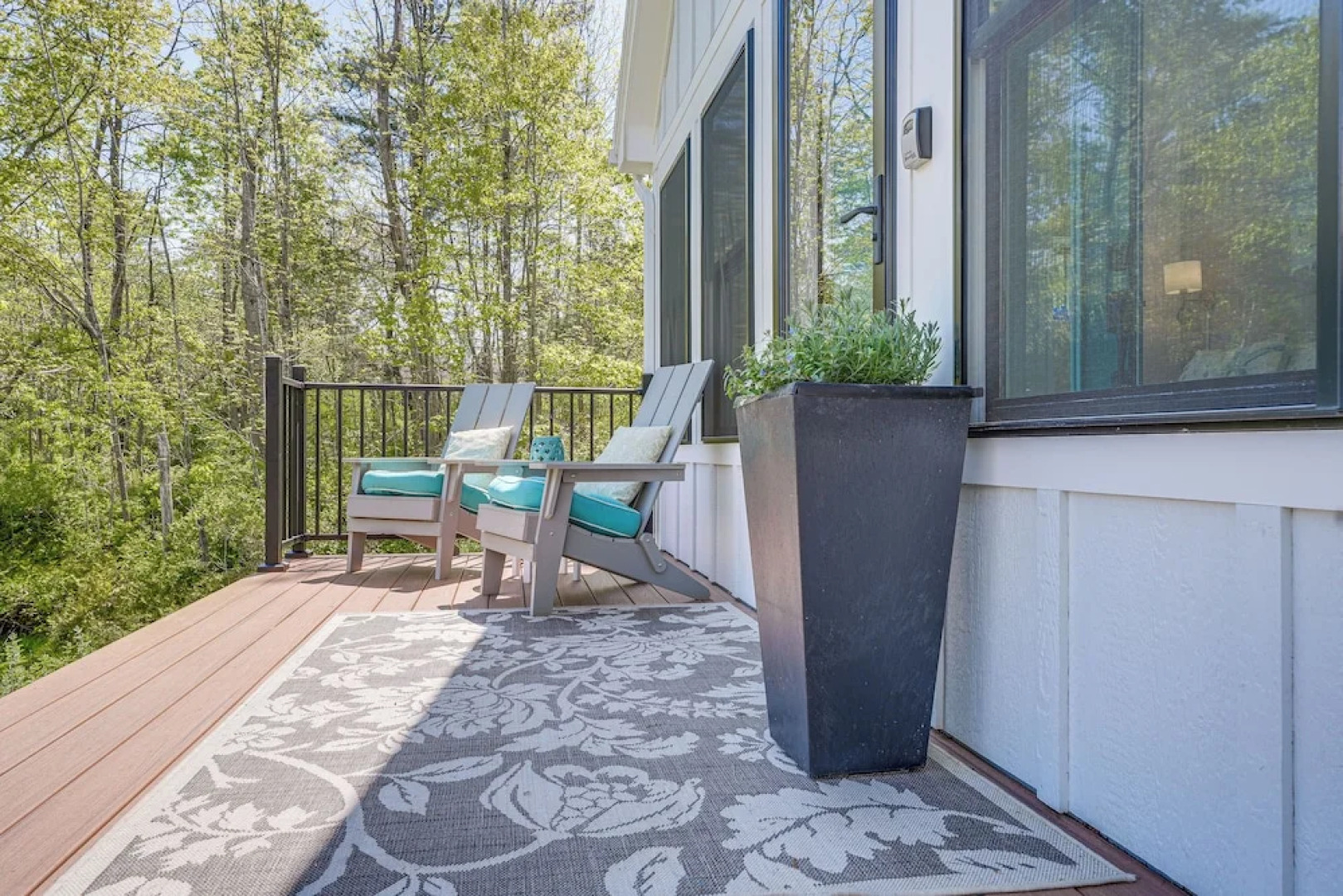 Oceanfront Studio w/ Private Dock in Harpswell!