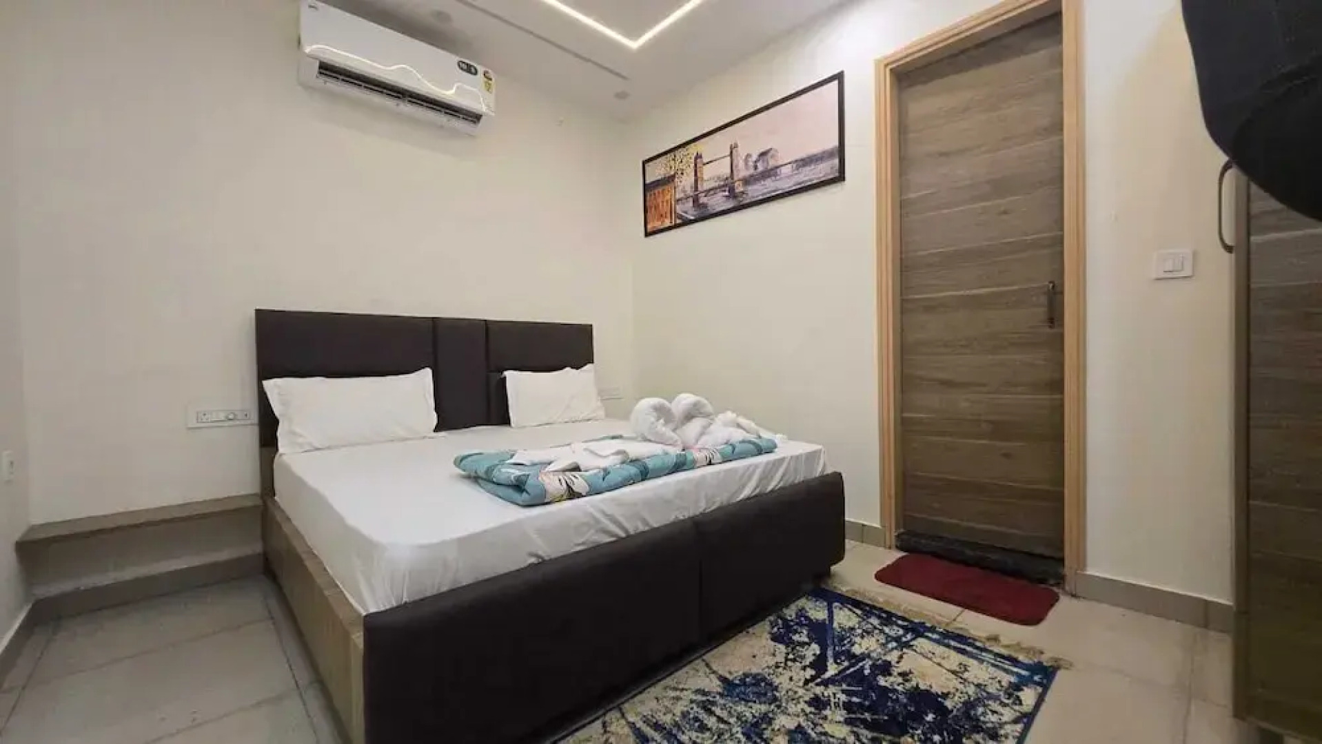 G8 Hotel