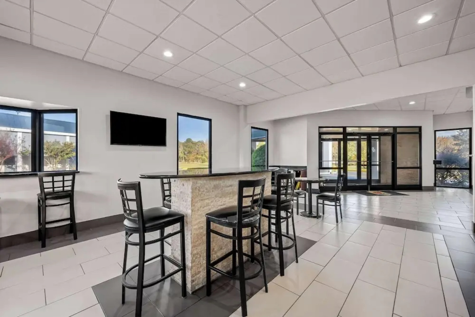 Super 8 Roanoke Rapids