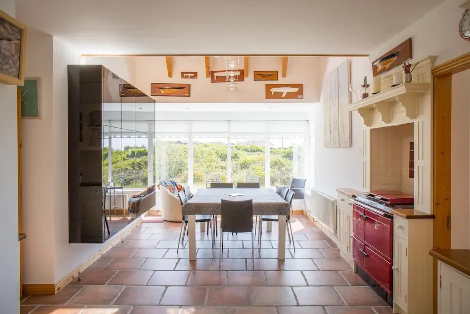 Aistara, Ballyconneely