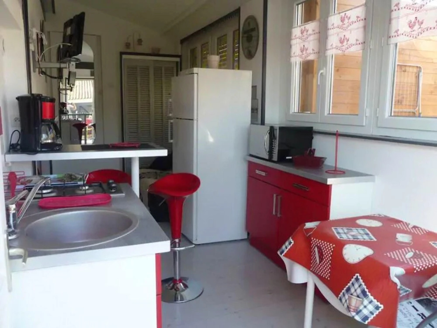 House With 2 Bedrooms In La Rochelle With Enclosed Garden And Wifi