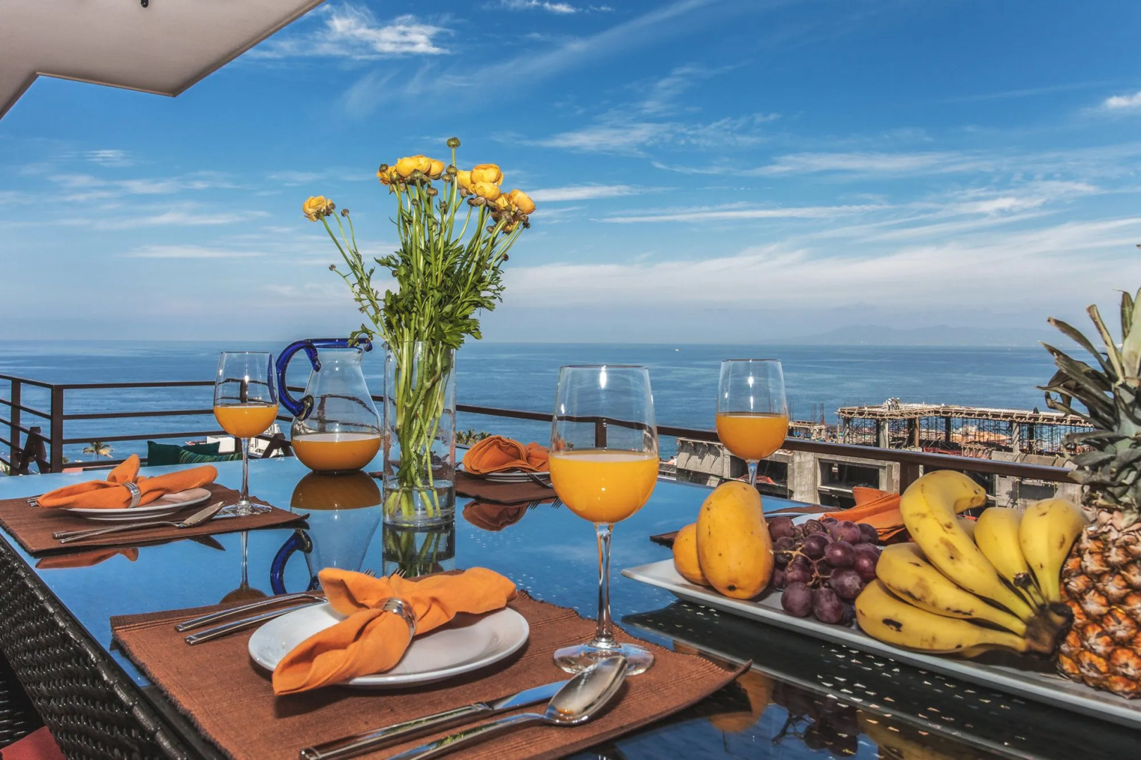 Pinnacle Resorts 220