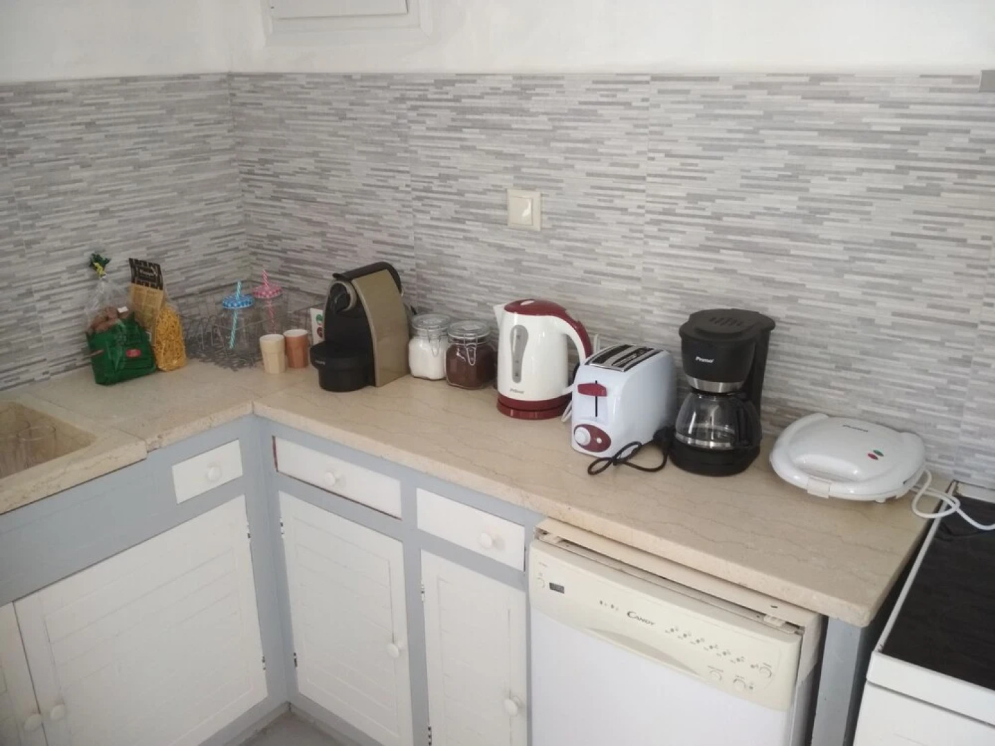 White Sun maisonette overlooking the sea