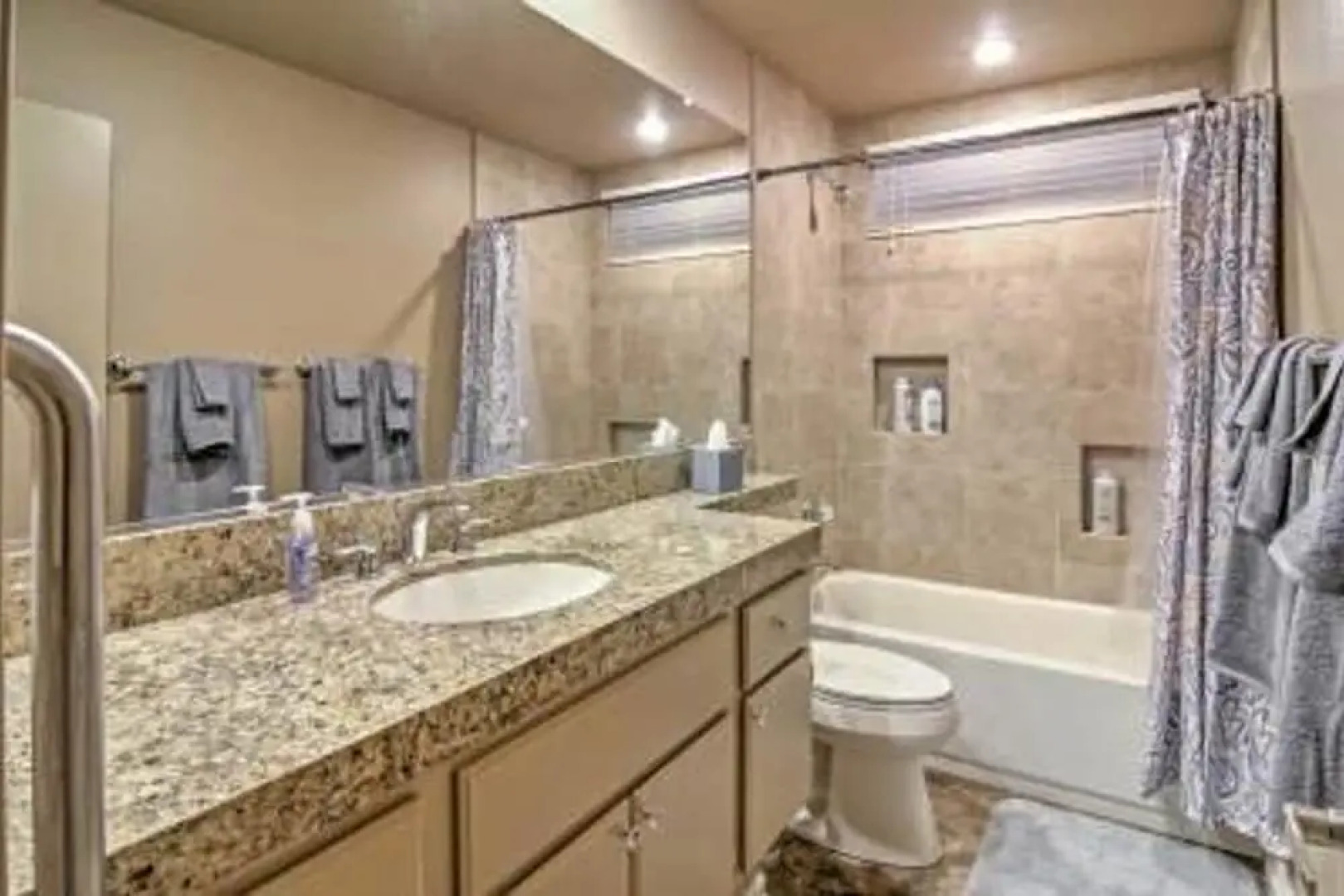 Updated 4BR Home in Palm Desert