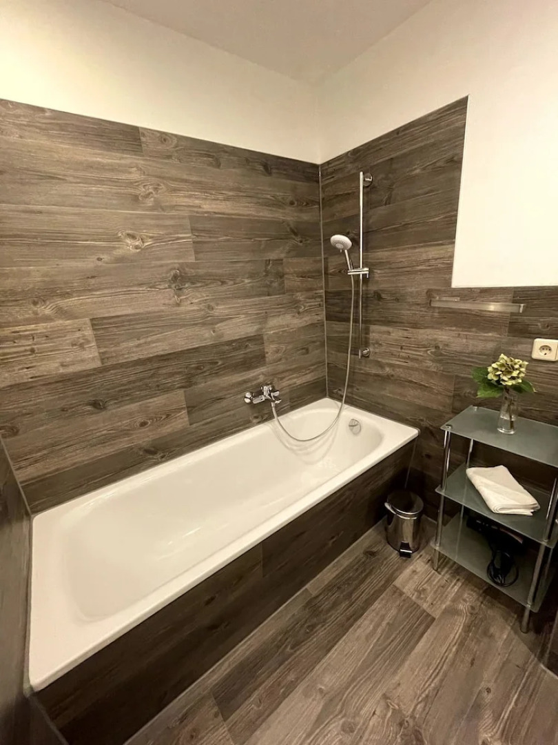 Zur Altstadt - Am Fuße der Osterburg - Gaststätte, Pension, FEWO