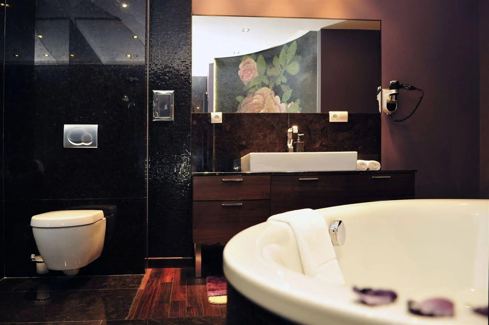 Art Residence Apartments