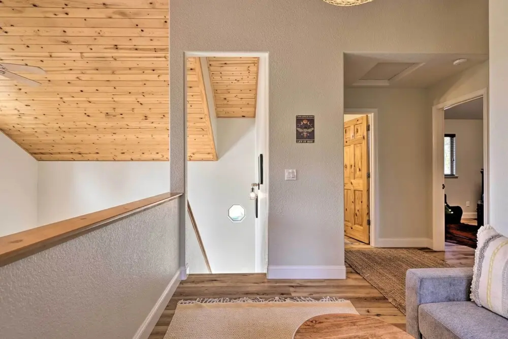 Near Hiking + Wineries: Arnold Cabin w/ Deck!