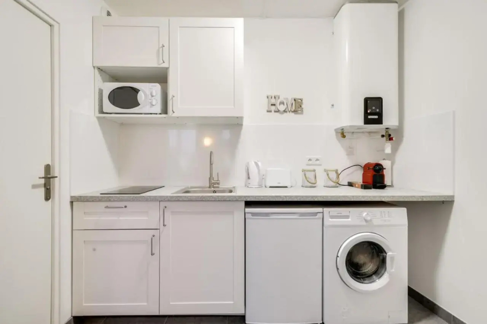 805 Suite Amazing, Luxious Duplex, Door of Paris