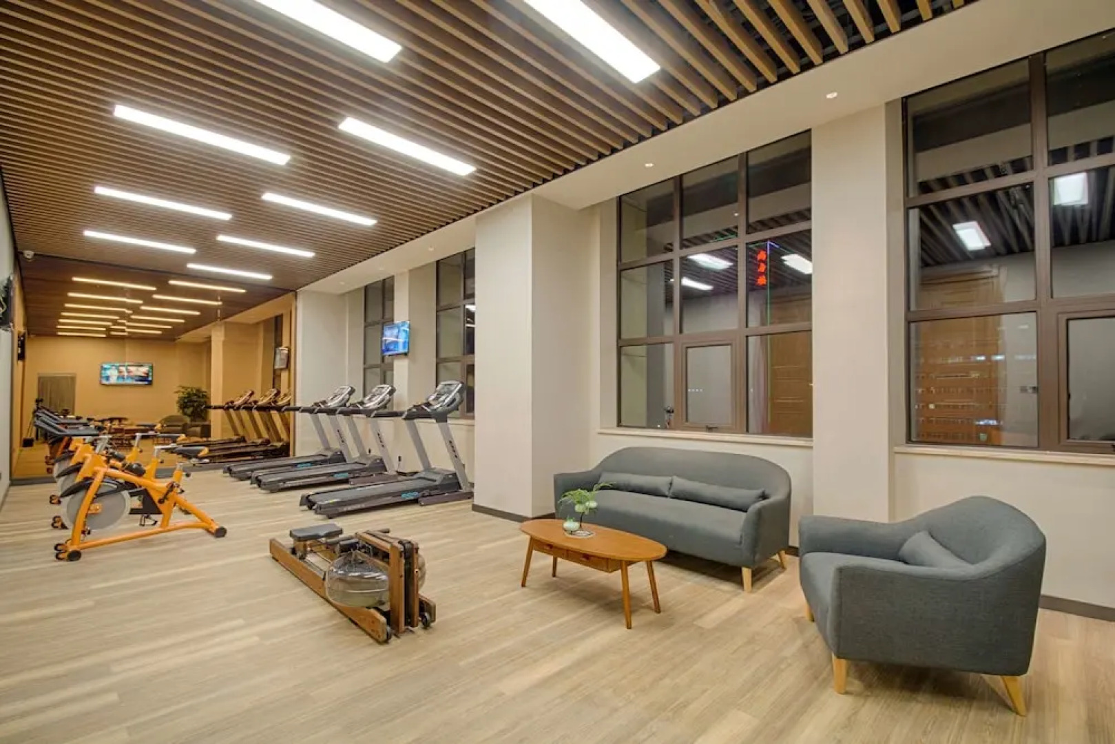 Ramada Encore Lingbao